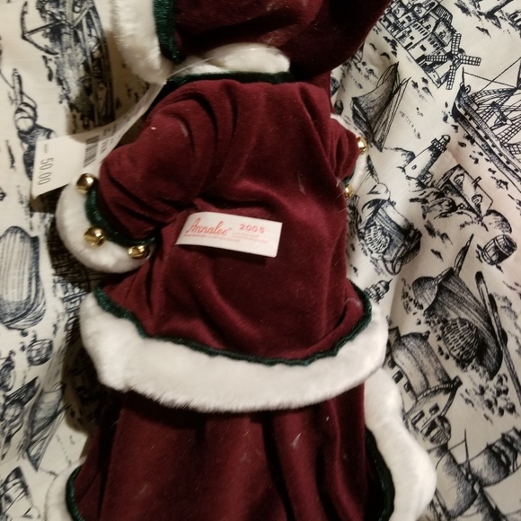 Annalee Doll Mrs. Claus NWT 2005 RetoredDoll
